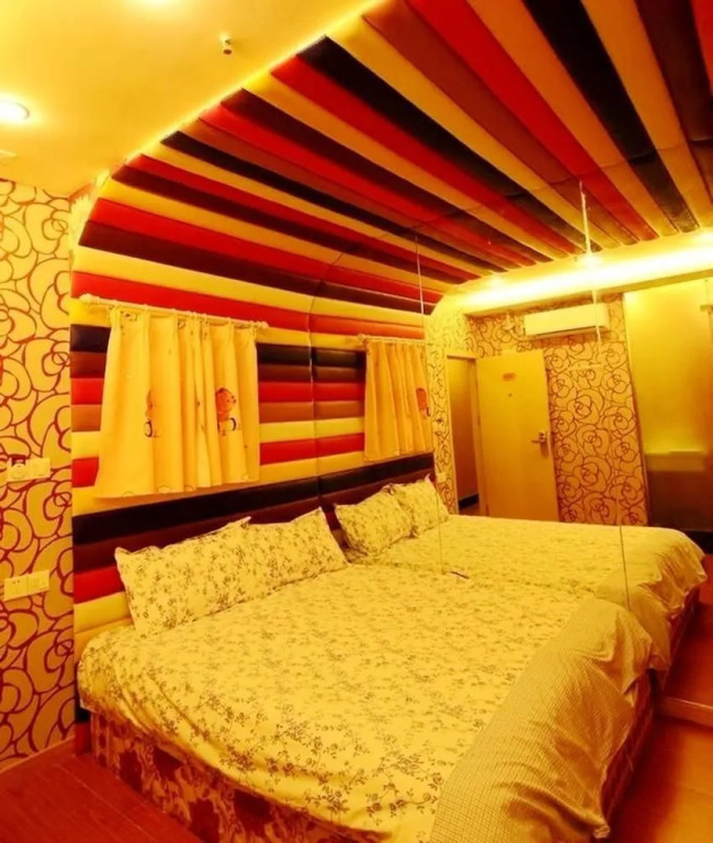 Shanghai Xinyuan Theme Hotel