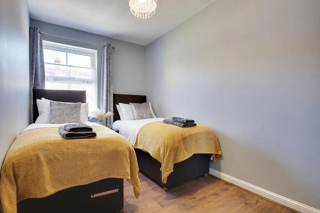 14 Oxford Mews - 5 Star Living for up to 10 People