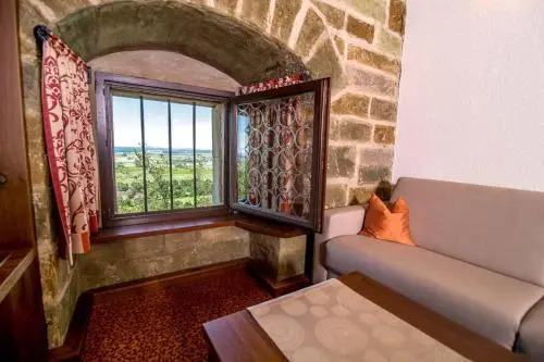 Burg Colmberg Hotel