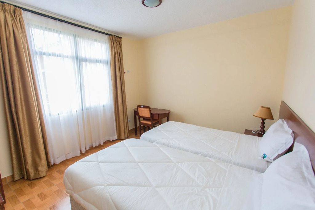 Cenetra Hotel