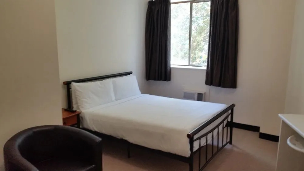 30 Darlinghurst
