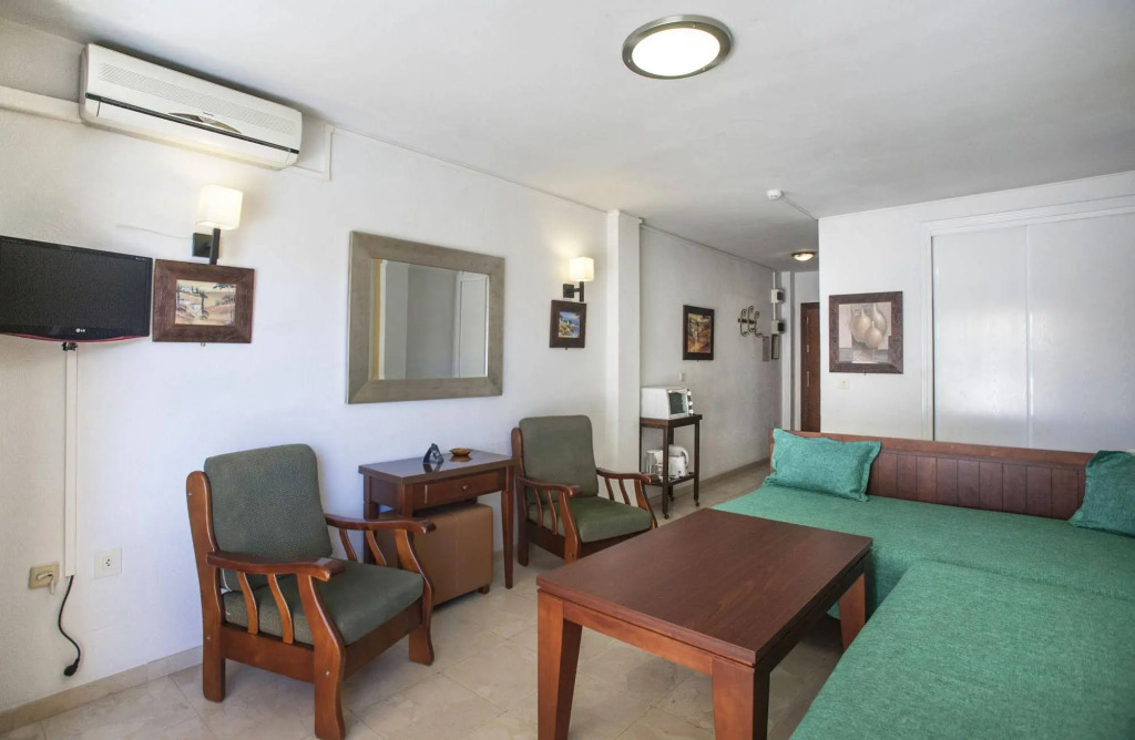 Apartamentos La Jabega