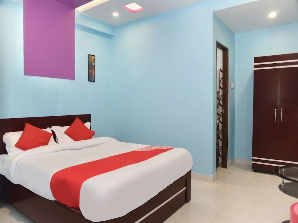 OYO 14798 Radha Swami Guest House