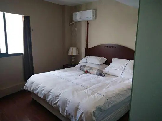 Kumquat Hotel
