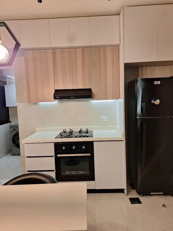 Charming 2-bedroom Apartment in Hamra, Beirut