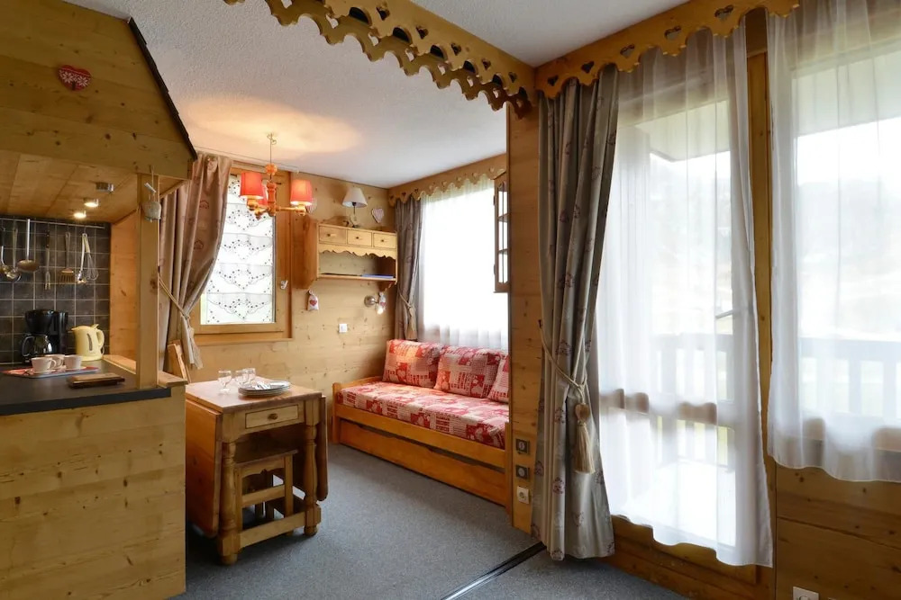 Belle Plagne Apartment Refurnished Located on the Slopes for 6 People Pds225