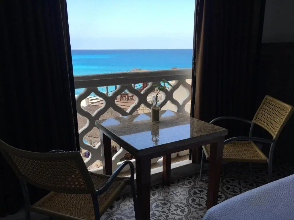 Cancun Plaza - Best Beach