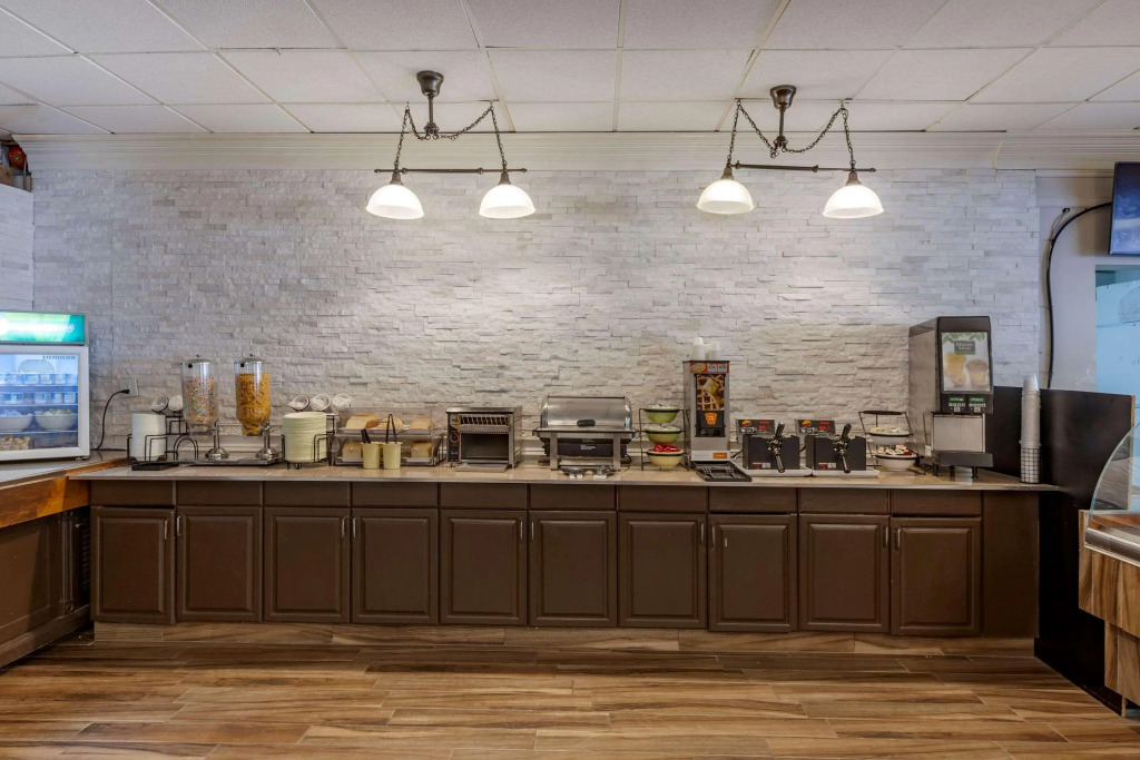 Quality Inn Toronto Airport