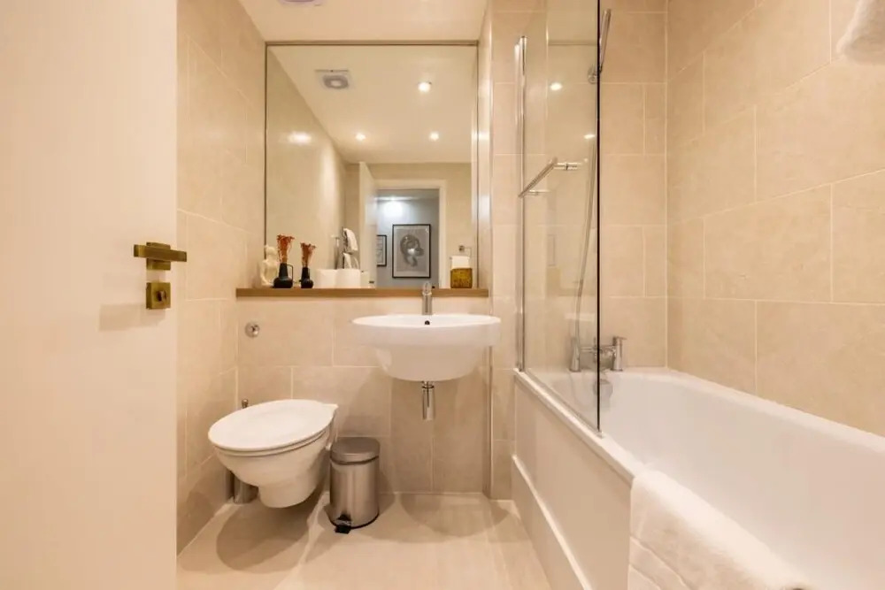 The Lambeth Flat - Modern 2bdr Flat With Parking and Terrace