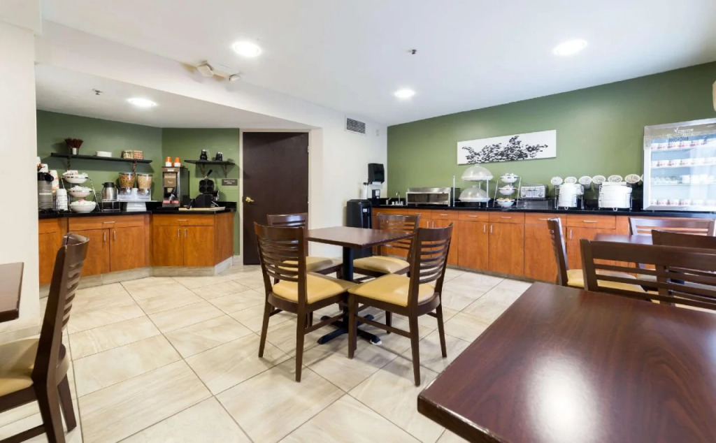 Sky Harbor Airport Inn