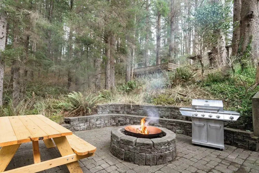 Coastal Getaway in Manzanita w Fire Pit, Guest House & Views Seagrove by Avantstay