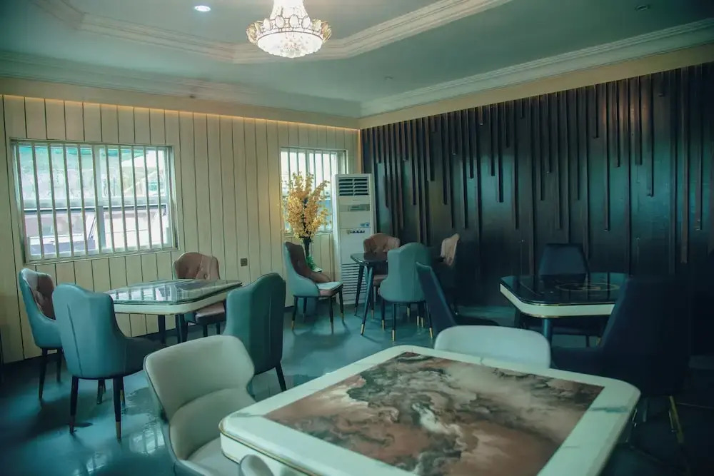 Royal Winners Hotel