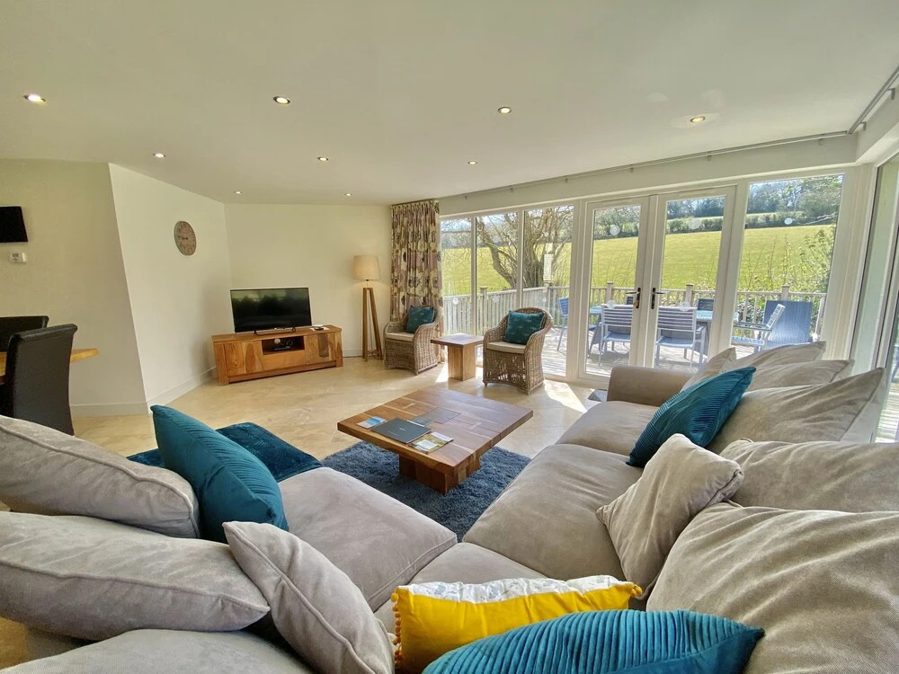 Trewhiddle Retreat V17 by Together Travel - Luxury 4-Bedroom Villa