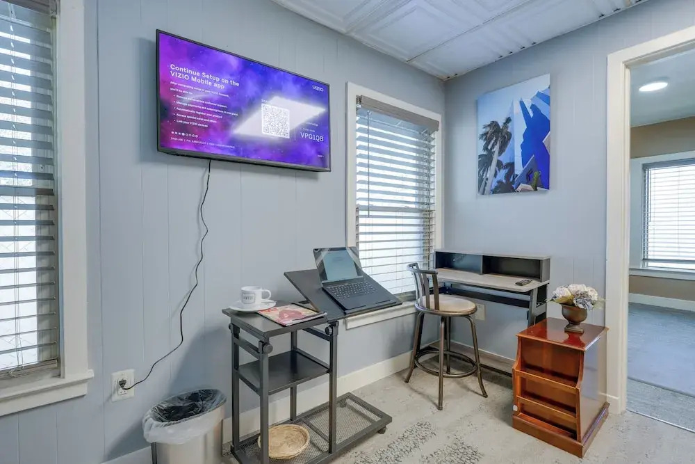 Cozy Kalamazoo Studio, 4 Mi to Downtown Area!