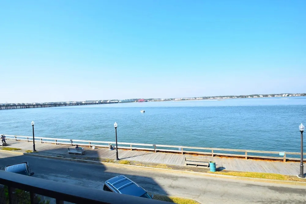 Crab Cove On The Bay 208 - 2 Br Condo