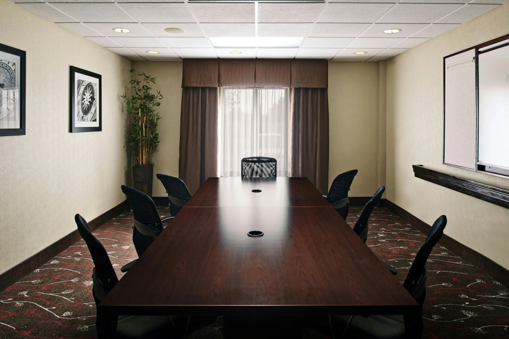 Hampton Inn & Suites Millington