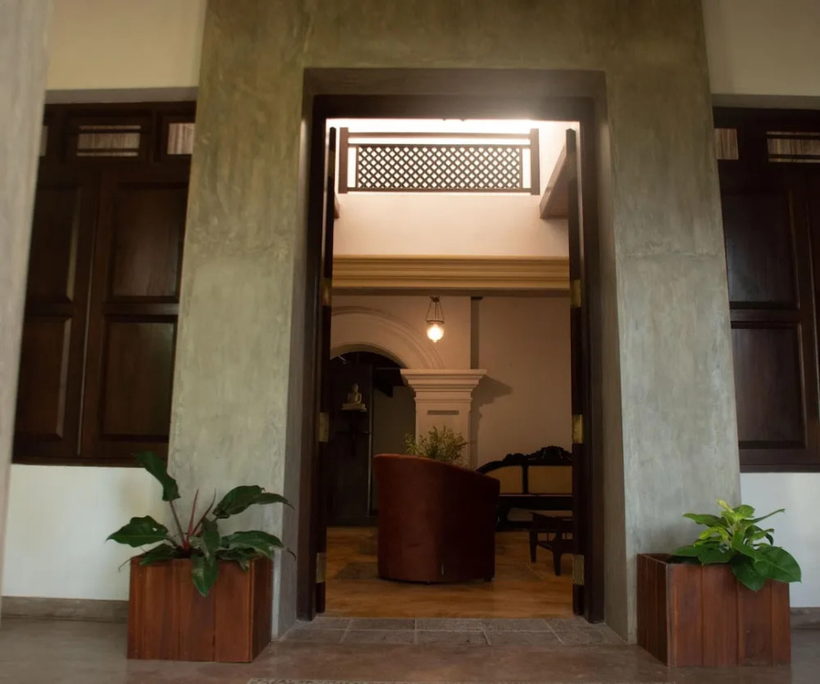 Galle Large Serviced Villa Near Beaches & Fort