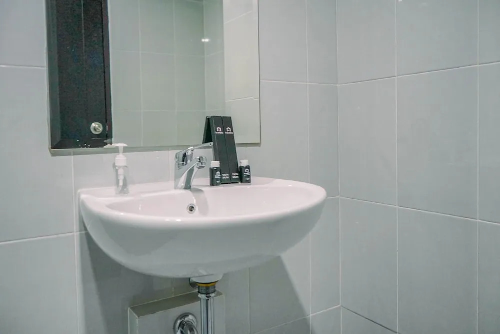 Fully Furnished and Homey 1BR Casa De Parco Apartment
