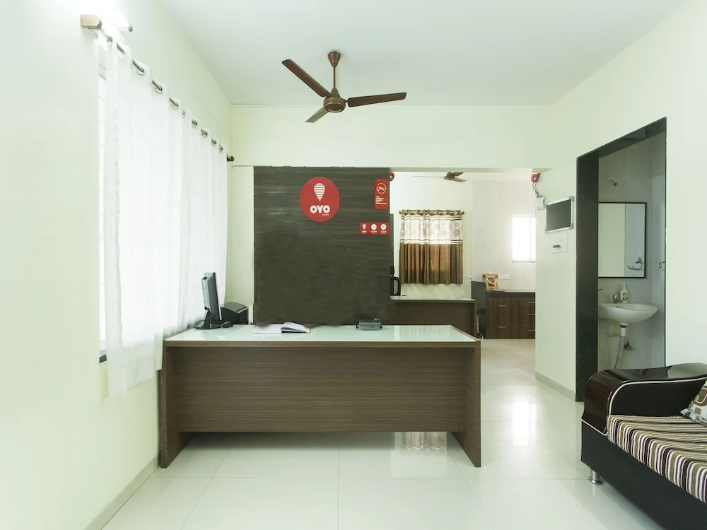 OYO 10221 Hotel E Serai