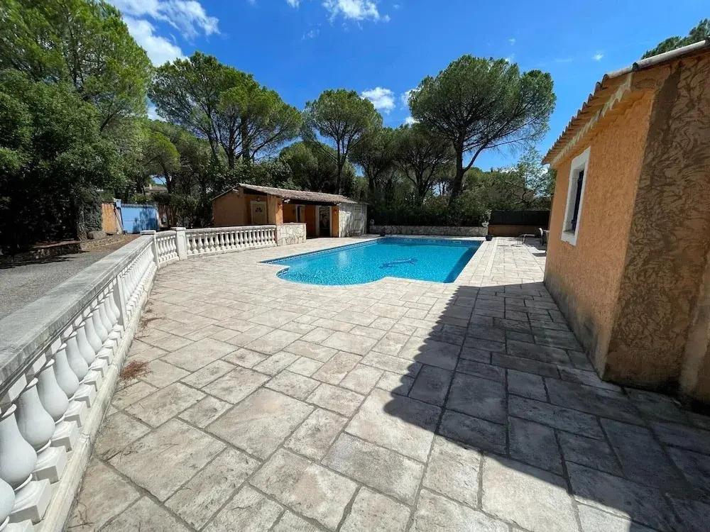 Villa in Vidauban with Pool and BBQ