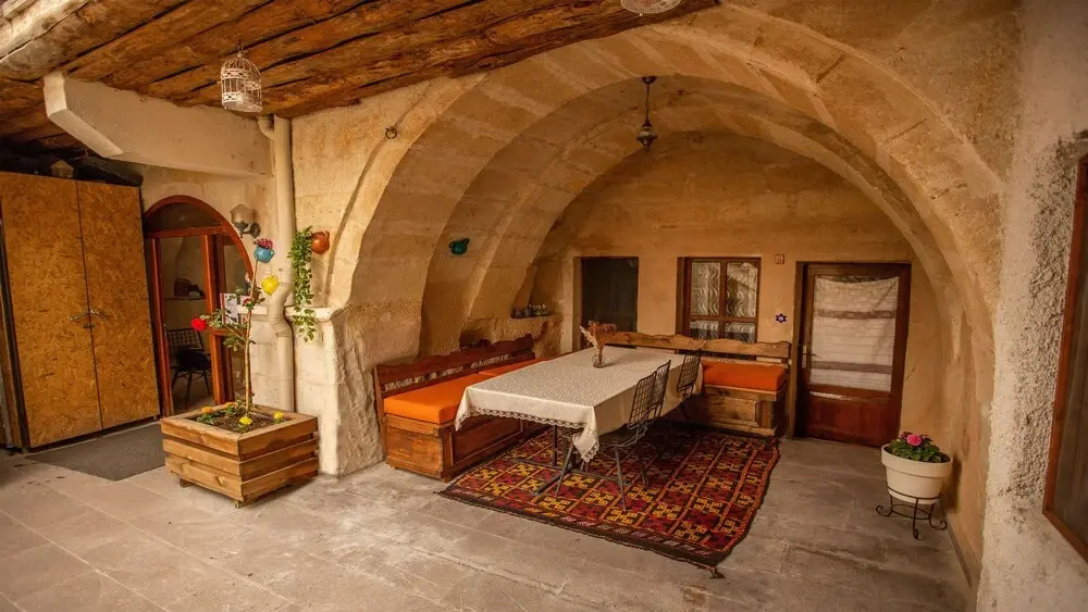 Cappa Rossa Cave Hotel