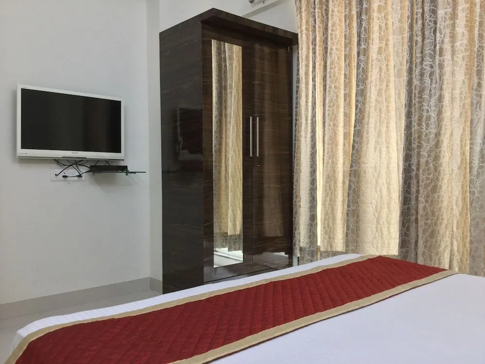 Arista Service Apartments Ghansoli