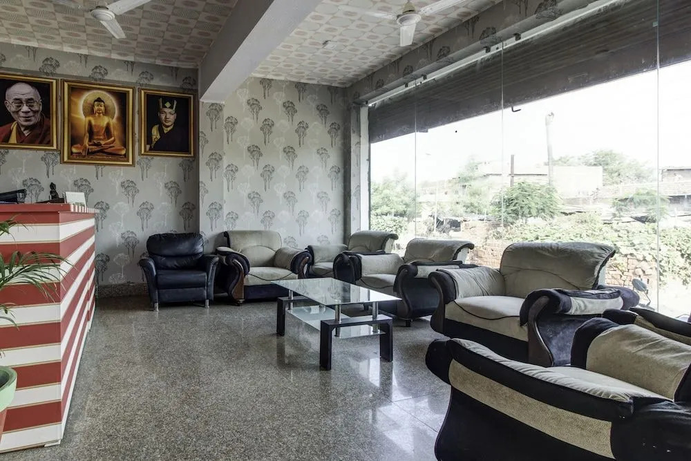 OYO 19515 Kalyan Residency