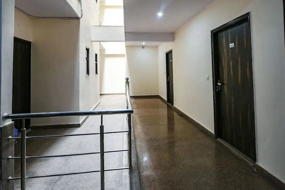 FabHotel The Yashobhumi - Nr Yashobhoomi Convention Centre