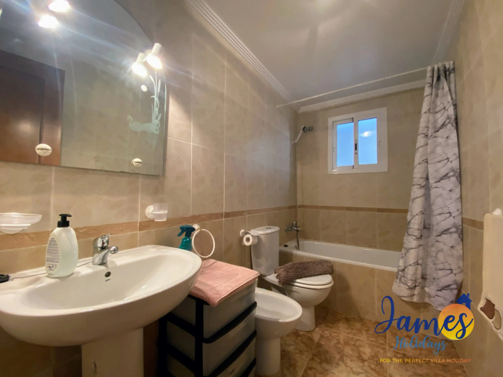 Lovely ground floor apt in La Cinuelica R2 l188