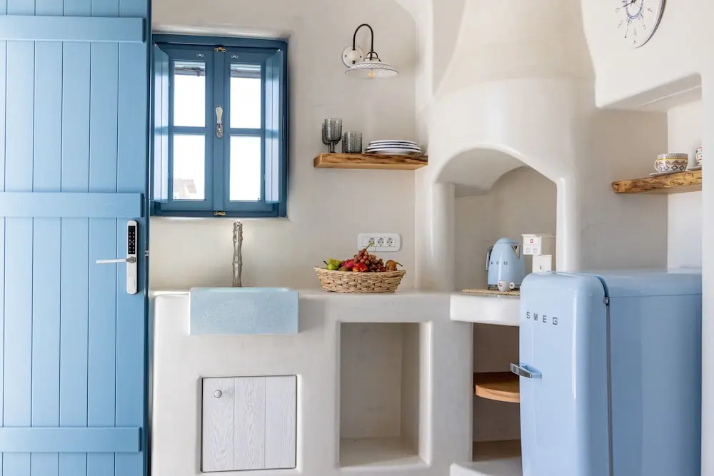 Blue Pearls-Adults Only Luxury Suites