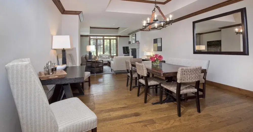 Ritz Carlton #5 2 Bedroom Condo by RedAwning