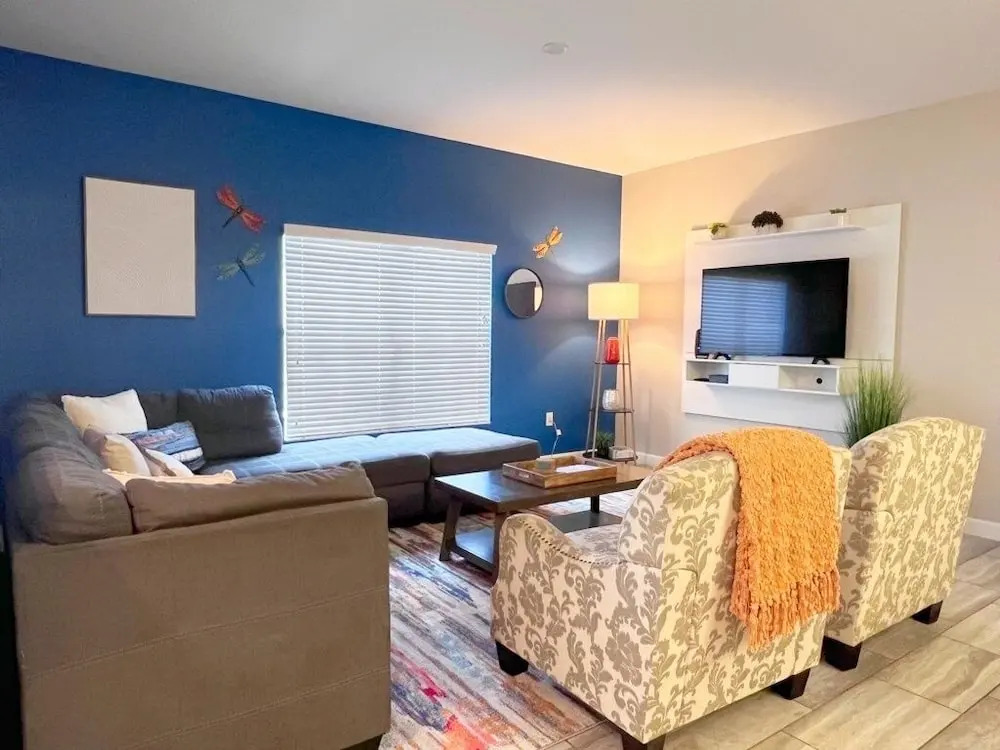 Spacious 5bd Pool Th, Champions Gate-1610mvd 5 Bedroom Townhouse by RedAwning
