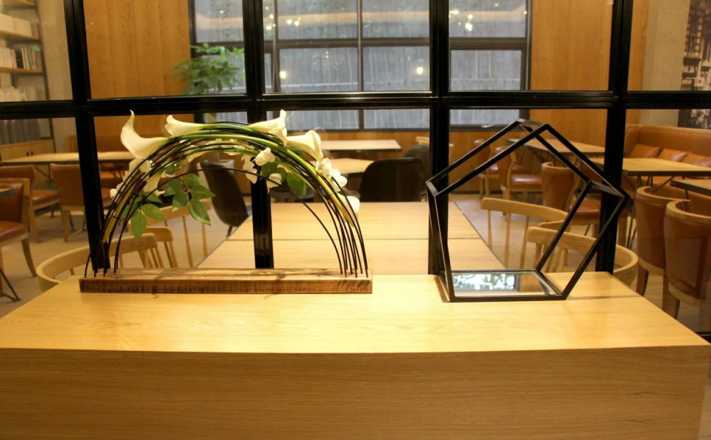 QI Hotel
