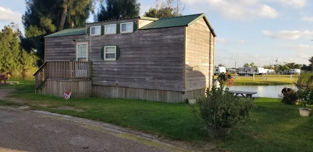 Woody Acres Resort