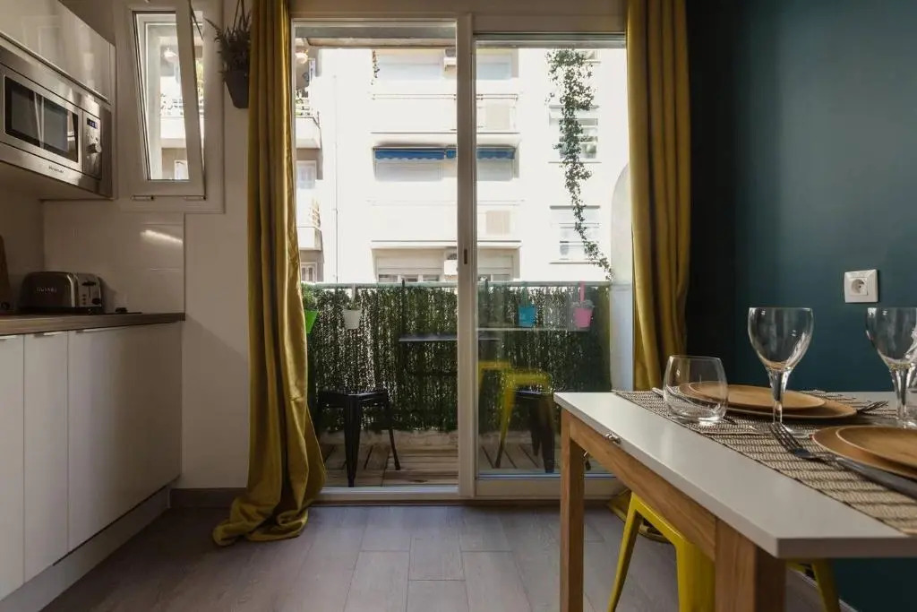 Nicelidays - Le Berlioz - city central - 7min from beaches