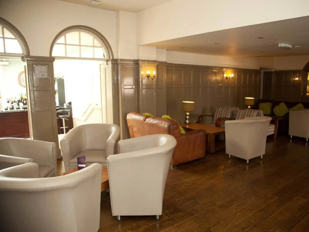 The Warwick Arms Hotel - The Coaching Inn Group