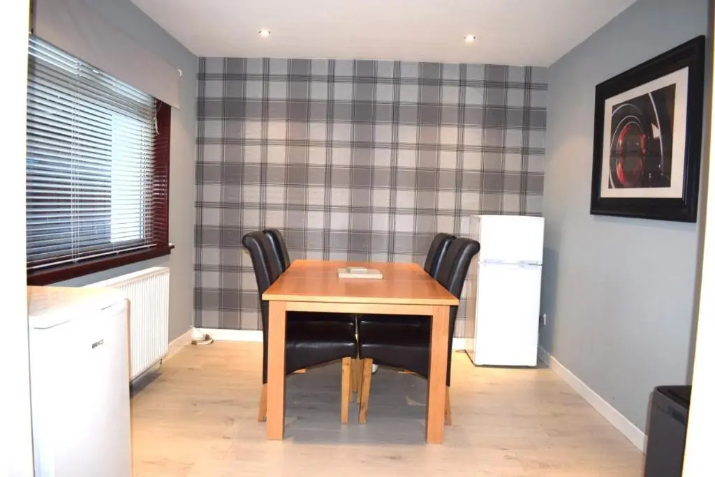 3 Bedroom-Kelpies Serviced Apartments Burns