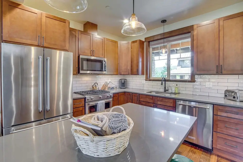 Suncadia Resort Townhome w/ Grill + Fireplace