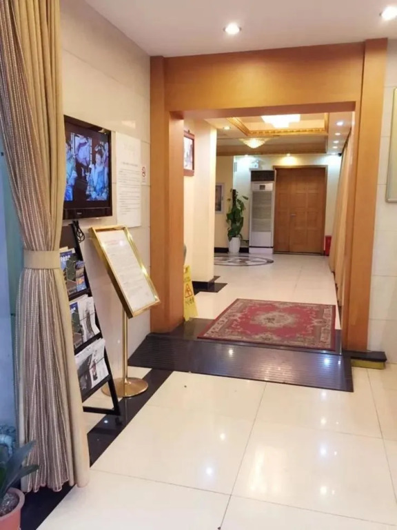 Shanghai Fengyuan Hotel