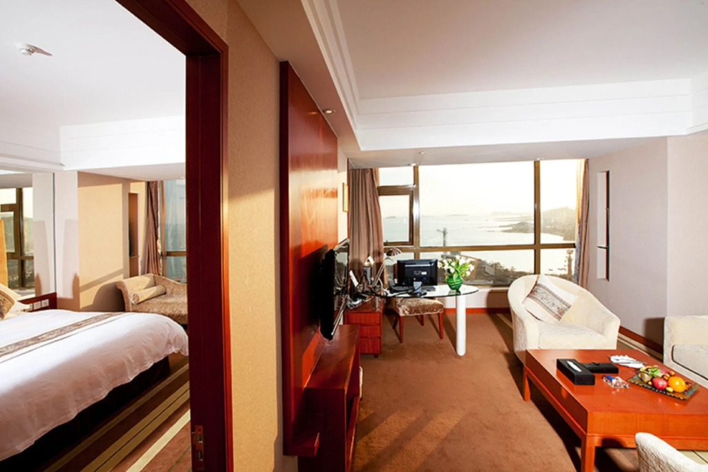 Bayshore Hotel Dalian