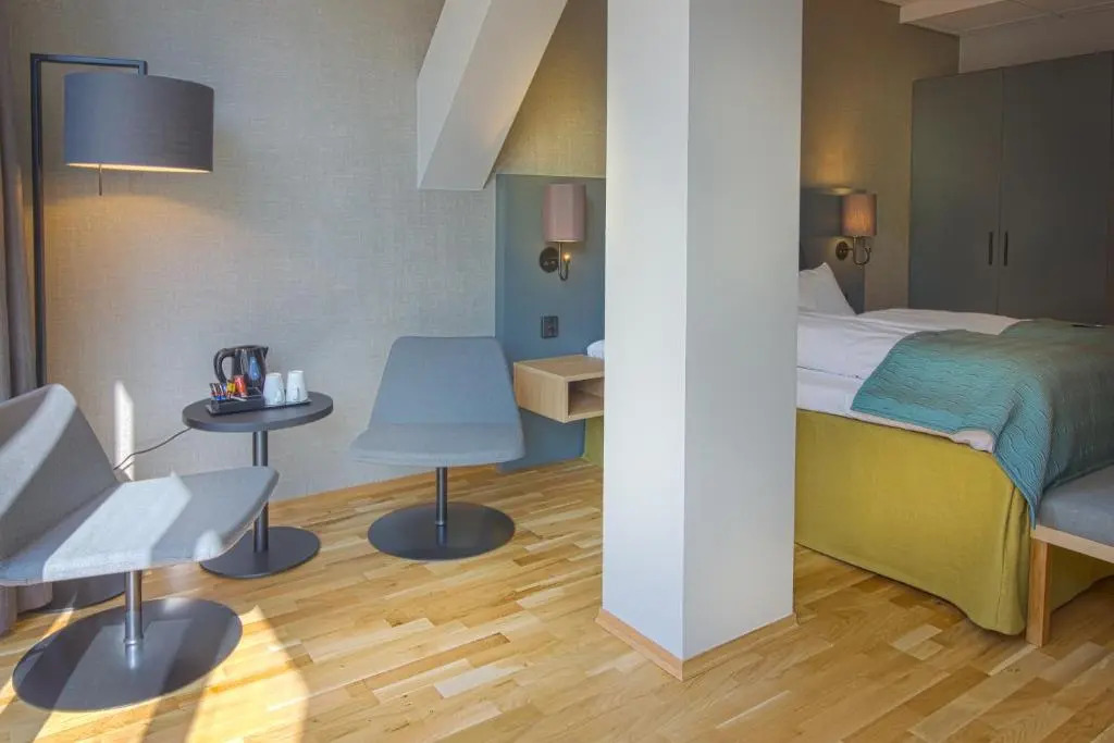 Hotel KRS