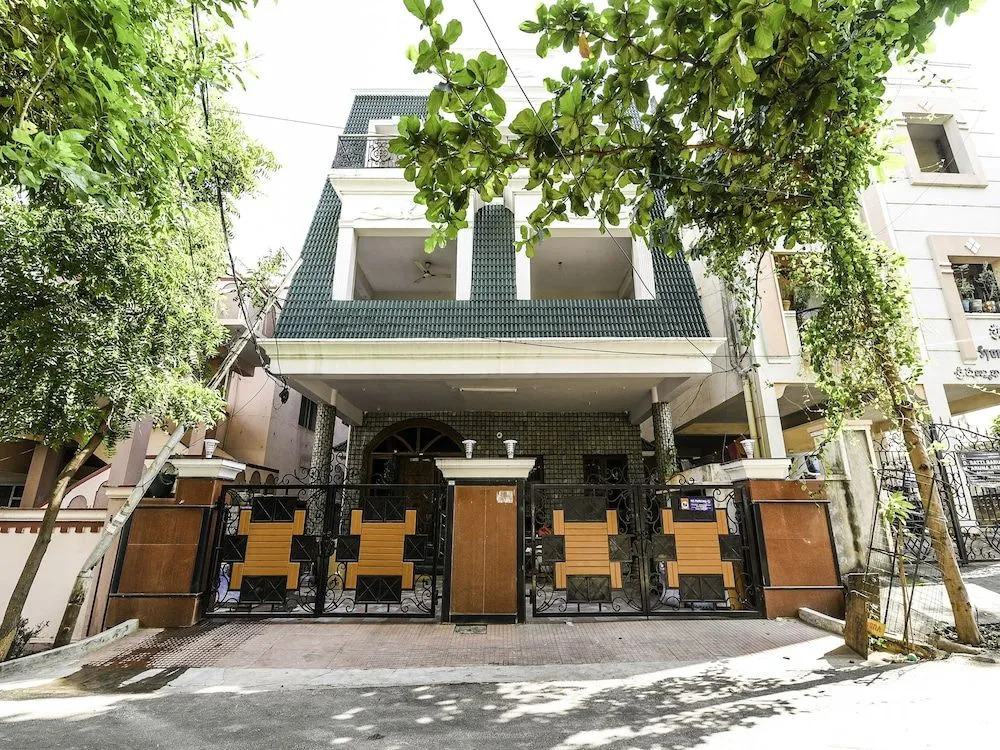 Oyo 22676 Villa 56
