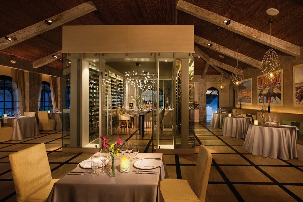 Secrets Papagayo All Inclusive