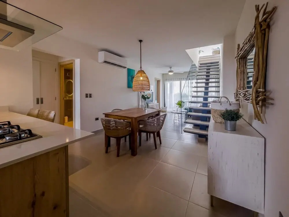 Incredible Beach Penthouse With Bbq and Rooftop