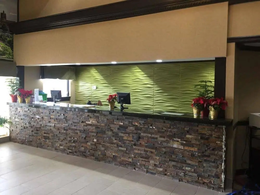 Baymont Inn and Suites Knoxville I75