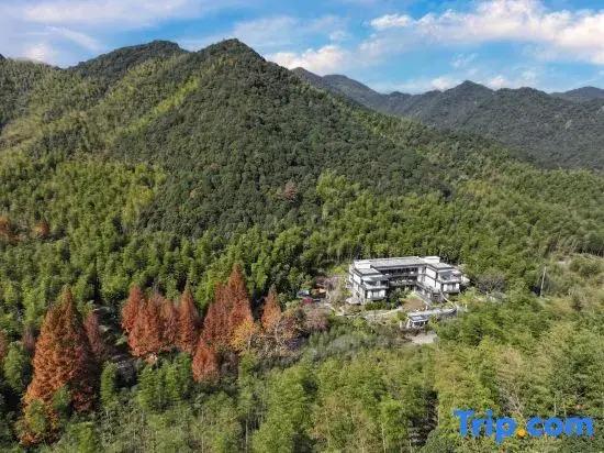 Kaichen Puju Hot Spring Village Resort Hotel