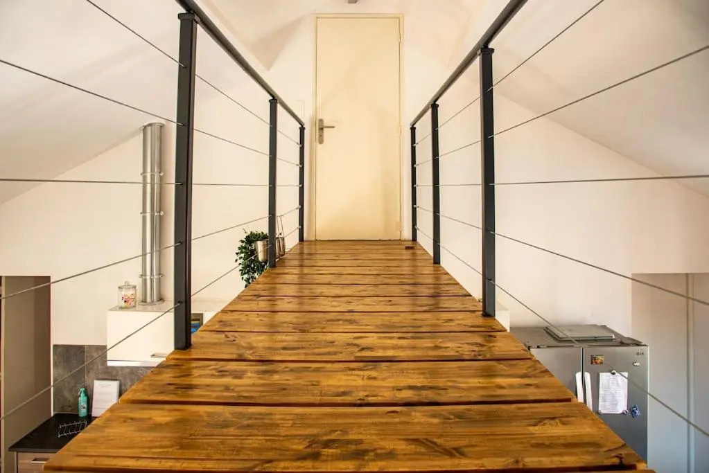 Loft 90 m2 cosy au calme avec terrasse et parking
