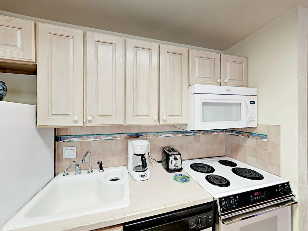 150 Carriage Condo by RedAwning