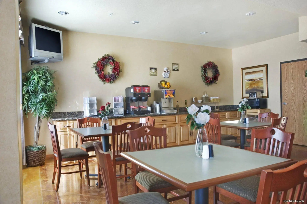 Best Western Windsor Pointe Hotel & Suites-Frost Bank Center