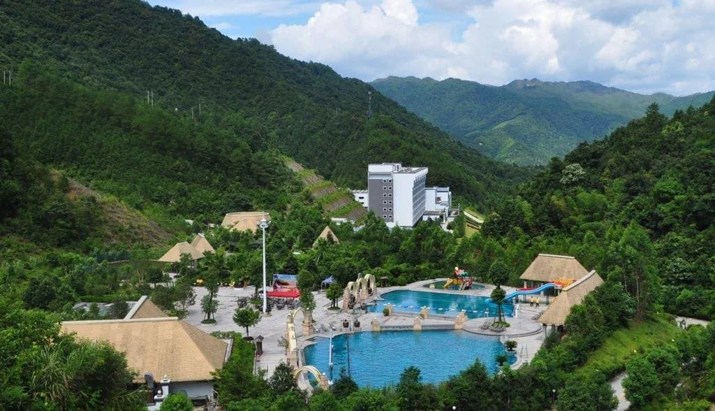 Xinfeng Utop Spring Primeval Forest Resorts